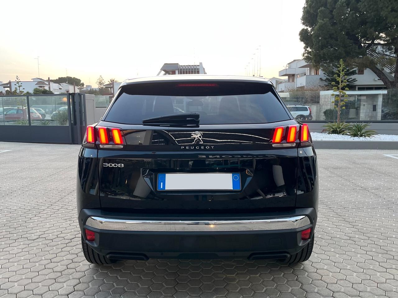 Peugeot 3008 BlueHDi 130 S&S Allure Pack EAT8 Automatic