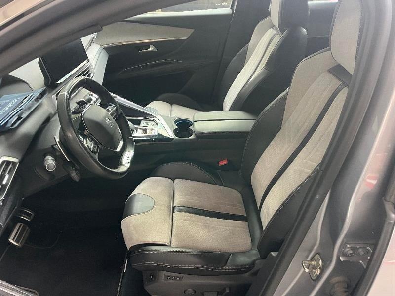 Peugeot 3008 Hybrid 225 e-EAT8 GT