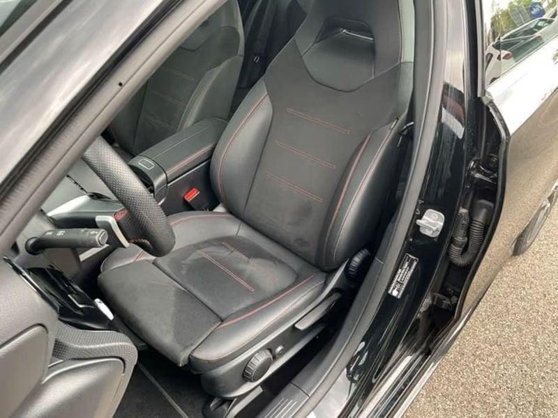 Mercedes-Benz Classe A A 200 d Premium AMG LED NAVI
