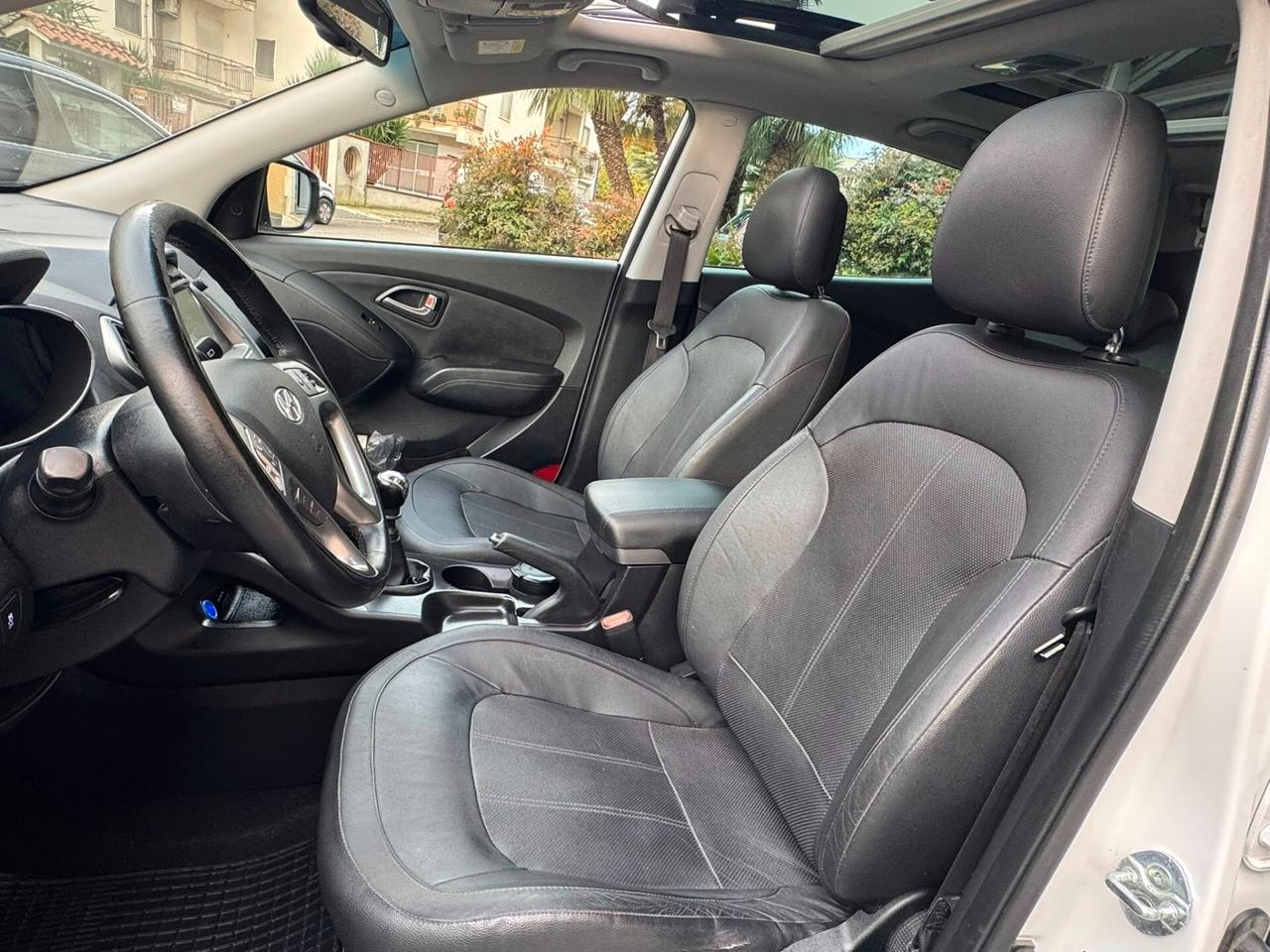 HYUNDAI IX35 1.7 CRDI 115 CV TETTO+NAVI+BIXENO+PELLE