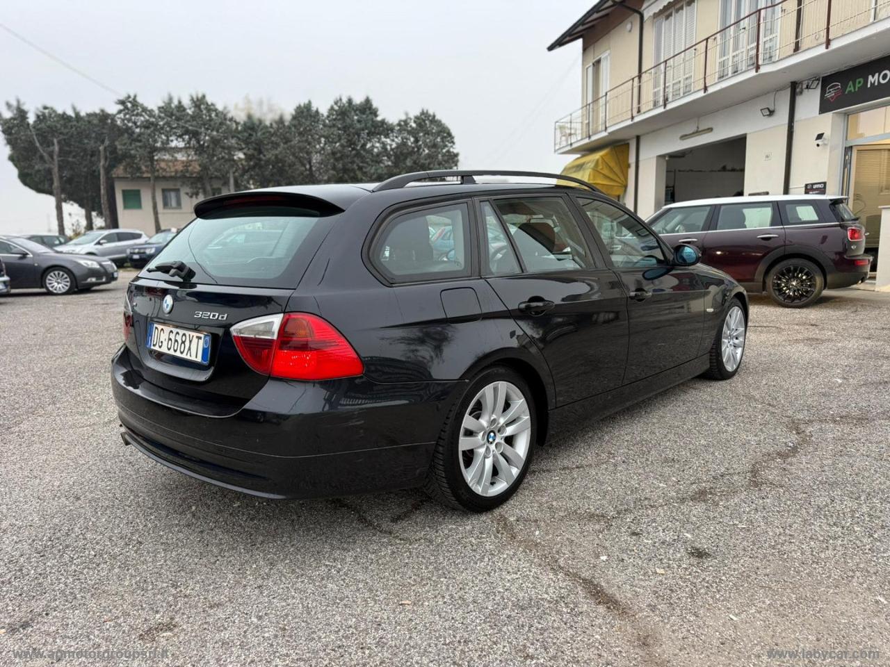 BMW 320d CAT TOURING ATTIVA AUTOMATICO