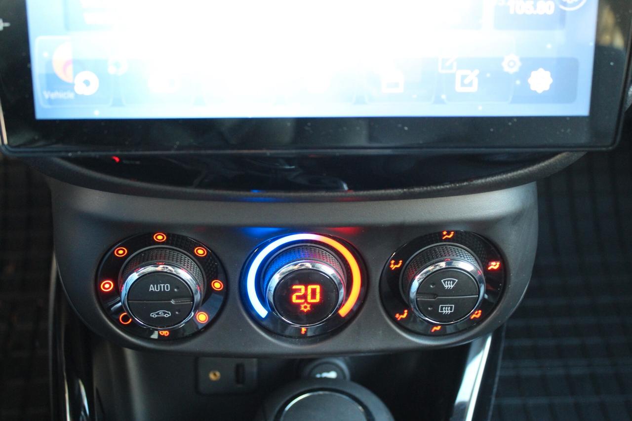 Opel Adam Rocks 1.4 100 CV Air Cabrio