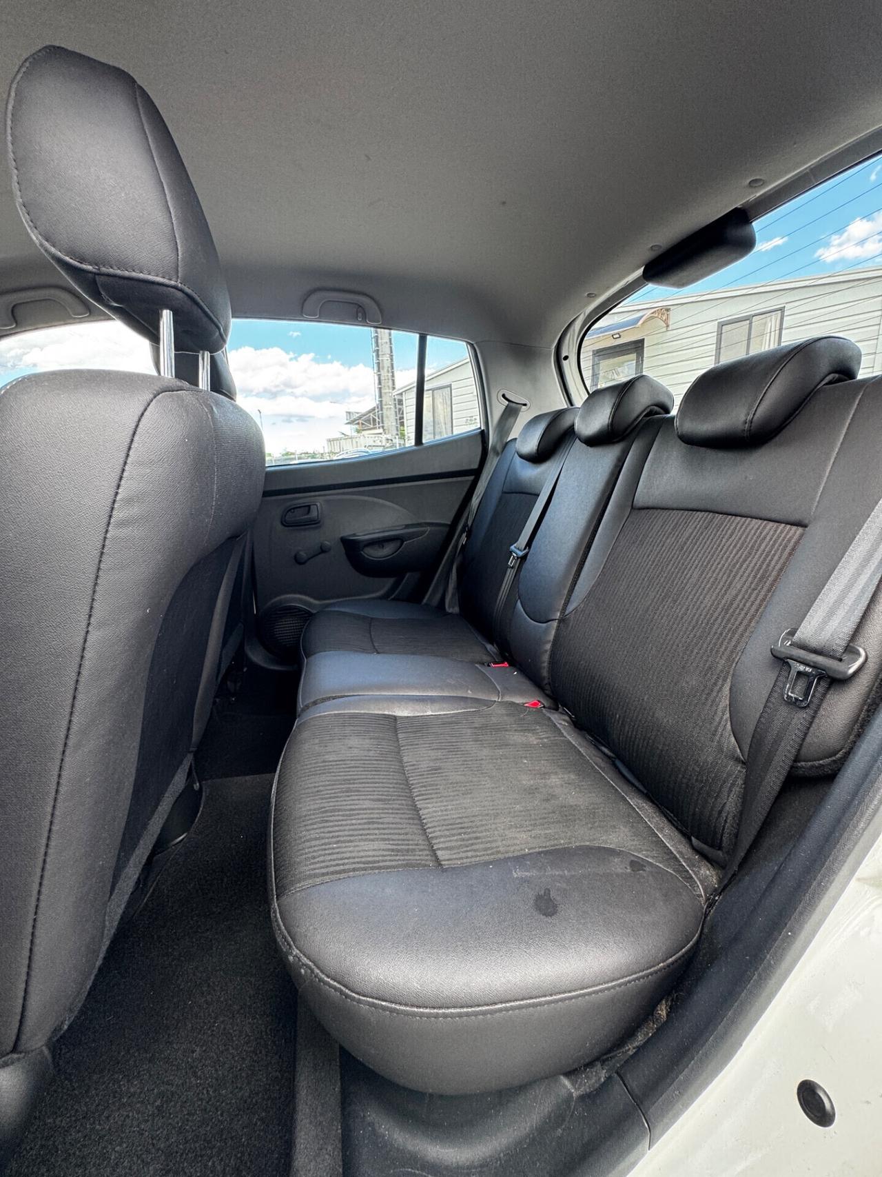 Kia Picanto 2009 ok neopatentati