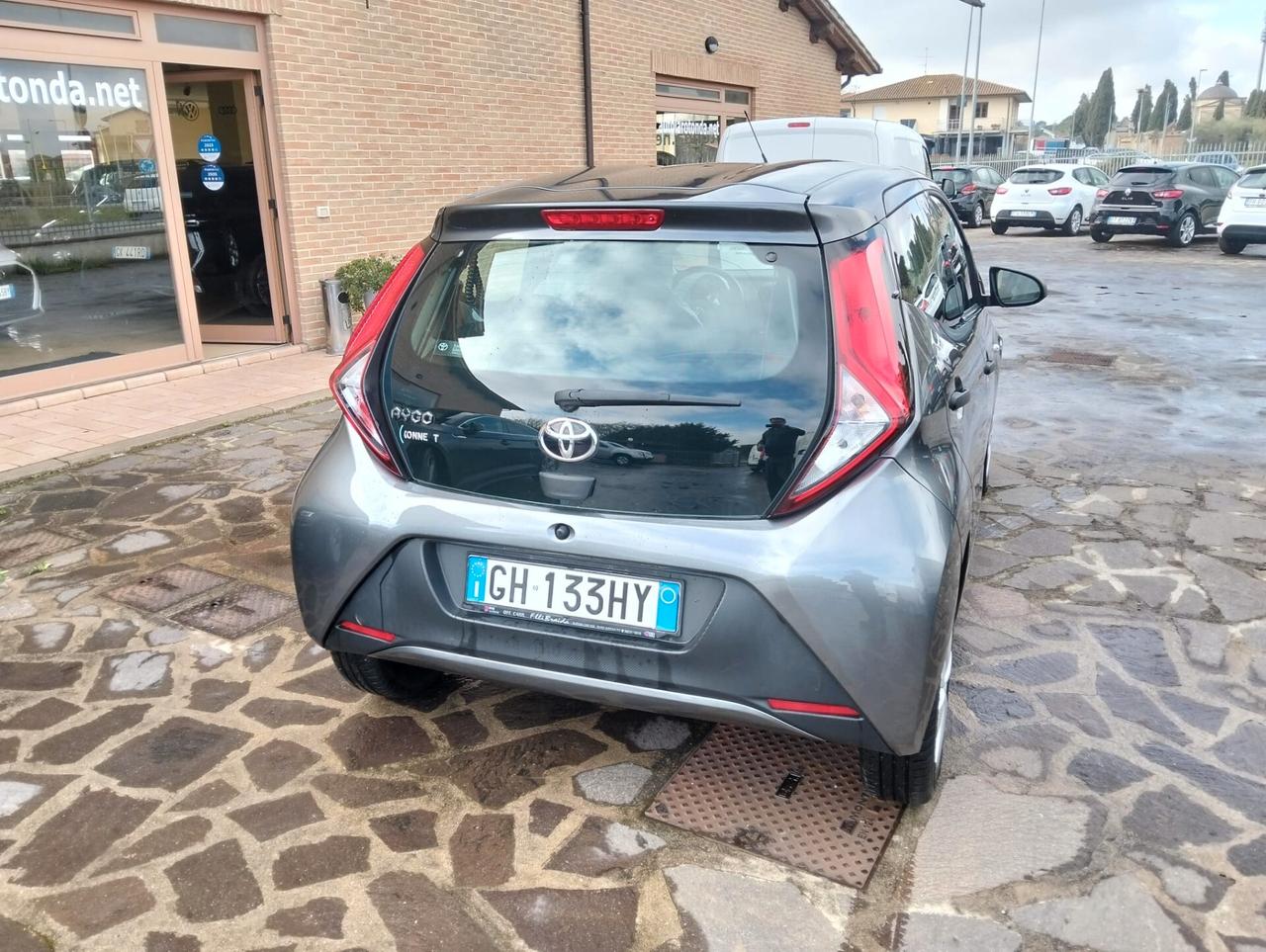 Toyota Aygo Connect 1.0 VVT-i 72 CV 5 porte x-play