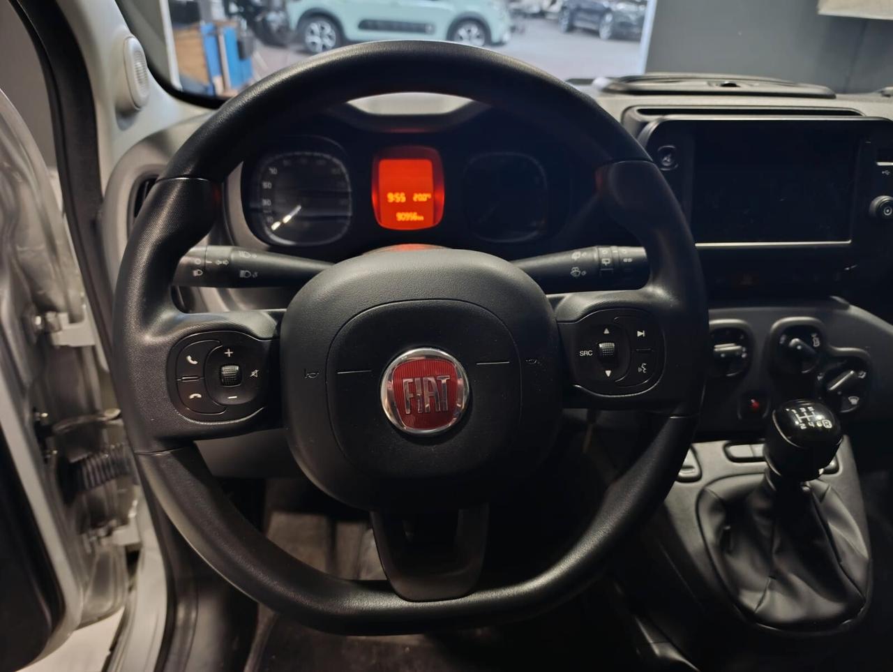 Fiat Panda CROSS HYBRID del 2021 - 90.000 km -