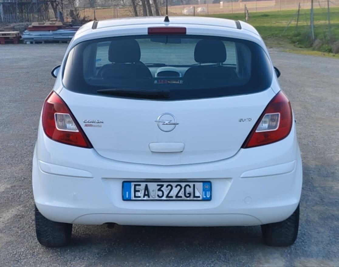 Opel Corsa 1.2 80CV 5 porte GPL-TECH Edition
