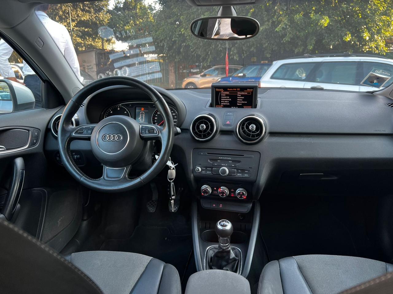 Audi A1 1.6 TDI Sportback S line edition plus