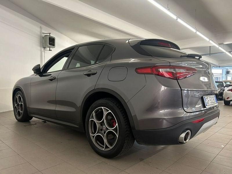 Alfa Romeo Stelvio 2.2 Turbodiesel 160 CV AT8 RWD AUTOCARRO Rosso Edizione