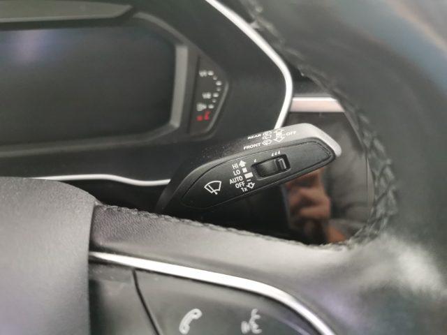 AUDI Q3 35 TDI S tronic Business