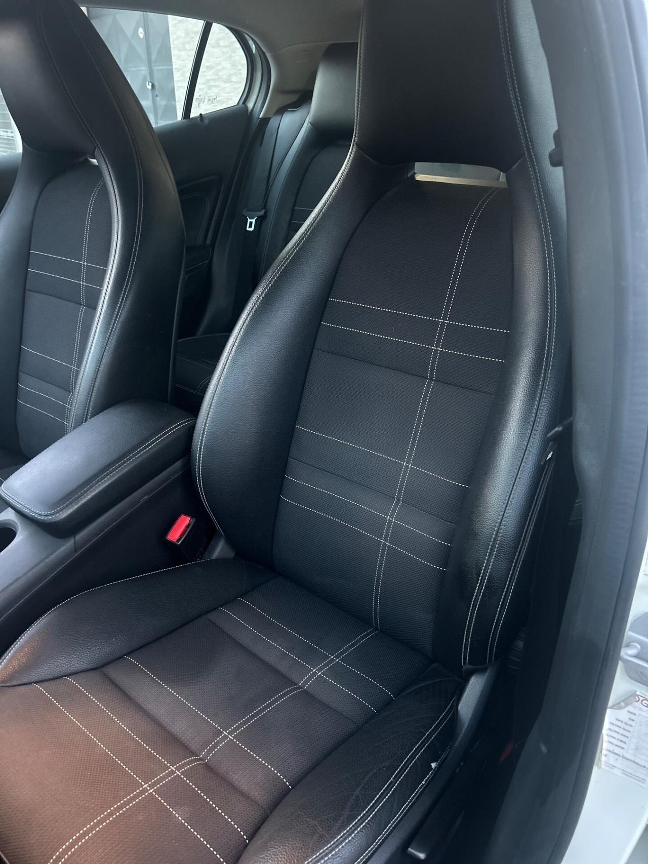 Mercedes-benz CLA 200 220 CDI Automatic Premium