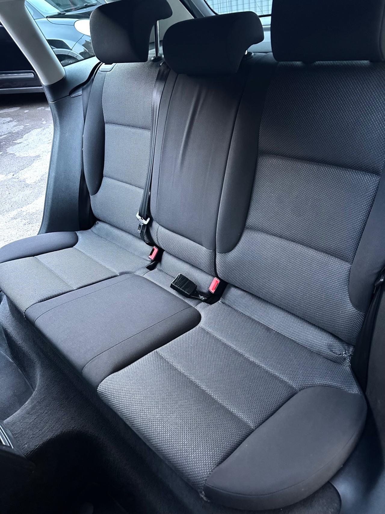 Audi A3 SPB 1.6 TDI 105cv CR Attraction