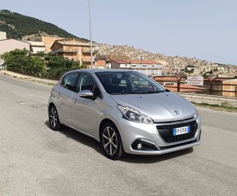 Peugeot 208 BlueHDi 75 5 porte Allure