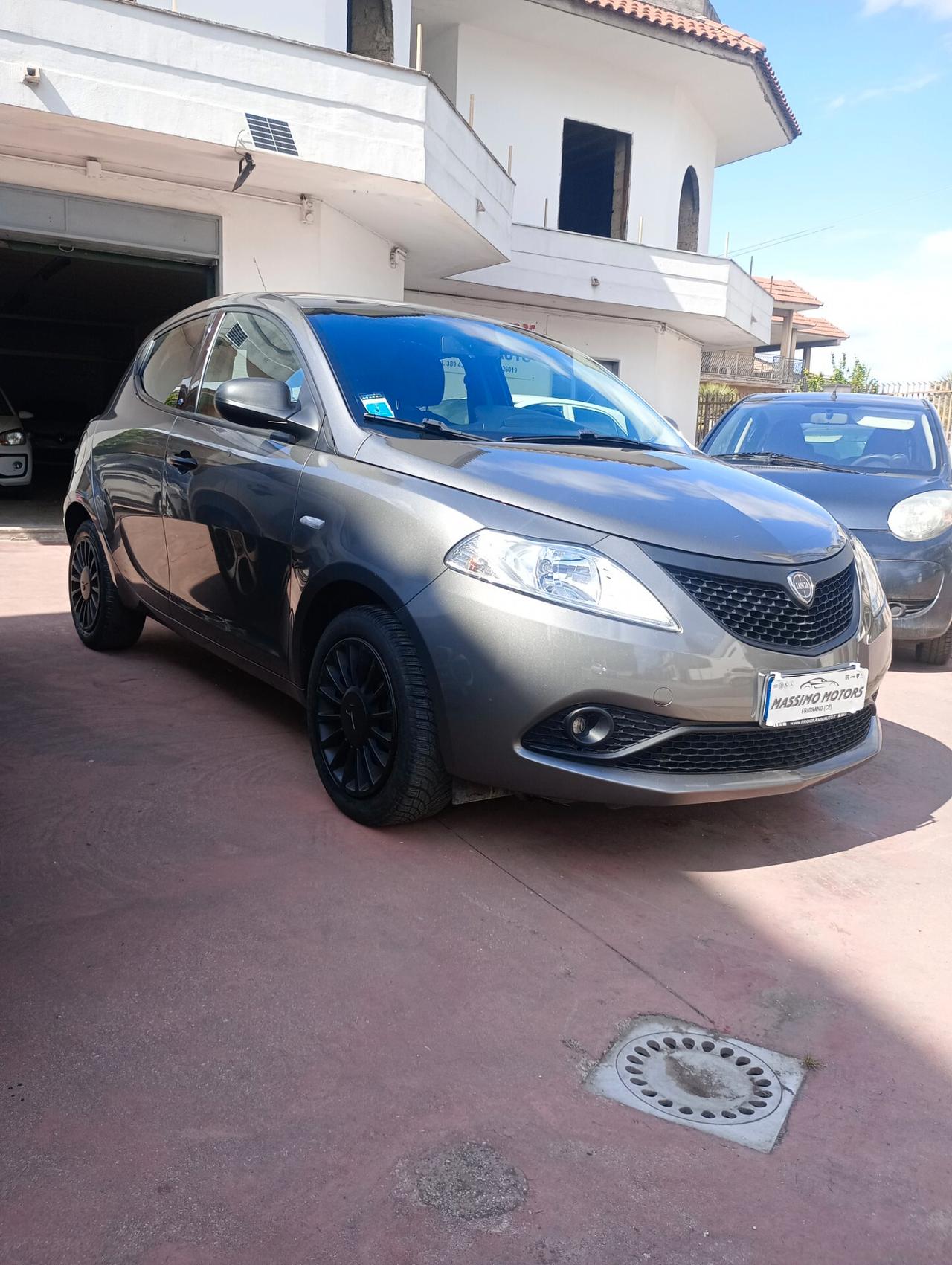 Lancia Ypsilon 1.2 Elefantino