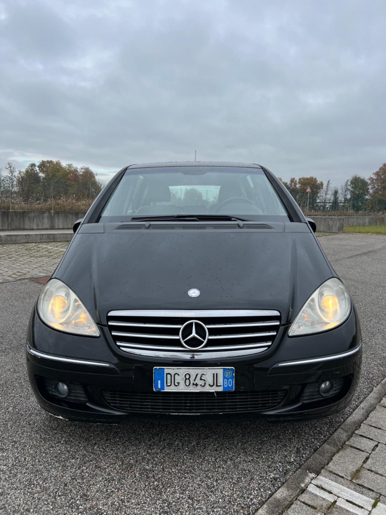 Mercedes-benz B 150 B 150