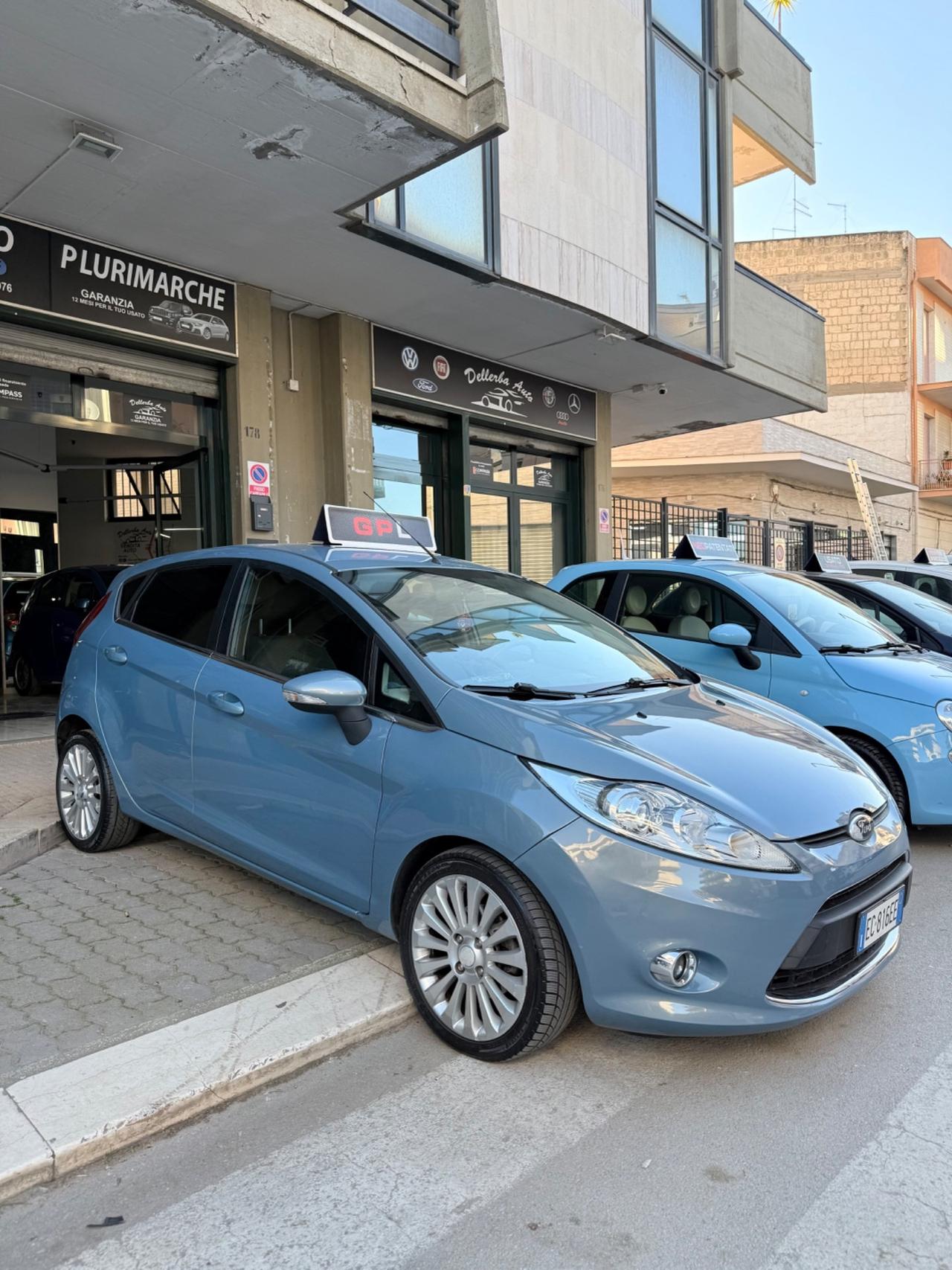 Ford Fiesta 1.4 5 porte Bz.- GPL Titanium