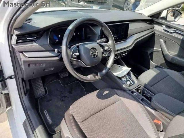 SKODA Octavia Octavia Berlina 1.4 tsi 204CV phev Executive dsg -