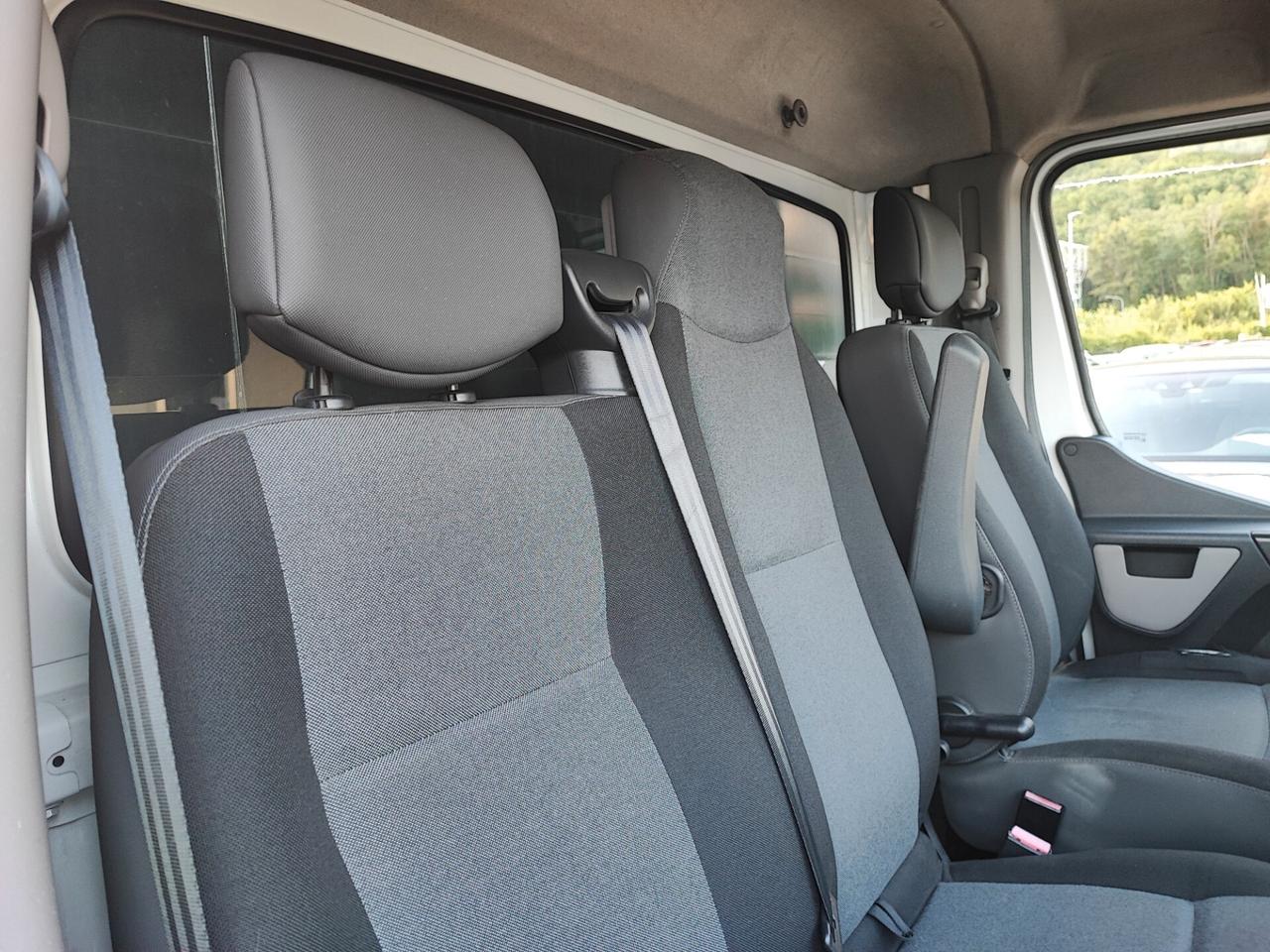 Renault Master T35 2.3 dCi/125 TP PM-SL-RG Cabinato E5