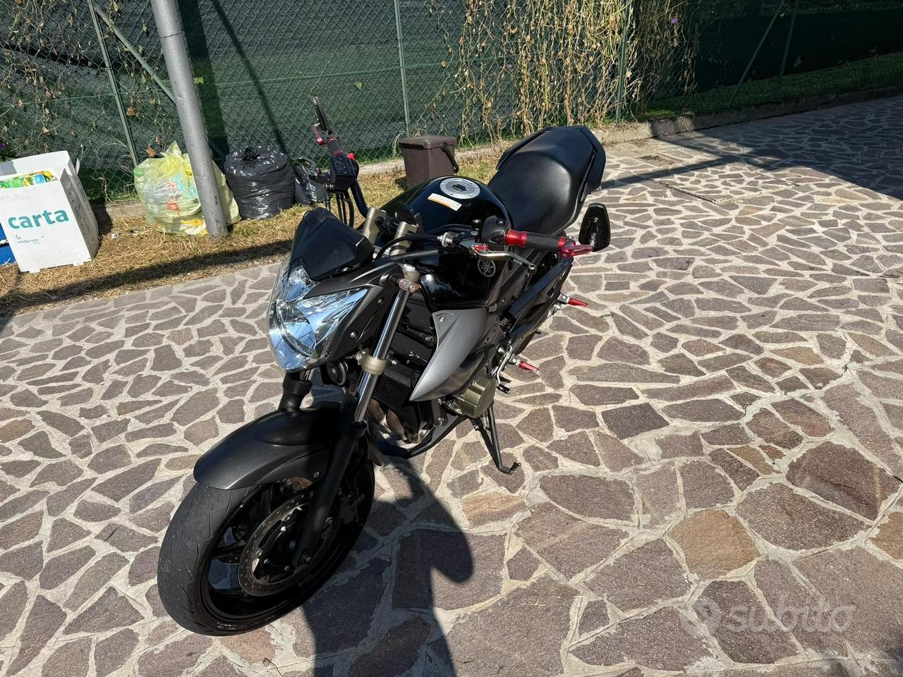 Yamaha XJ6