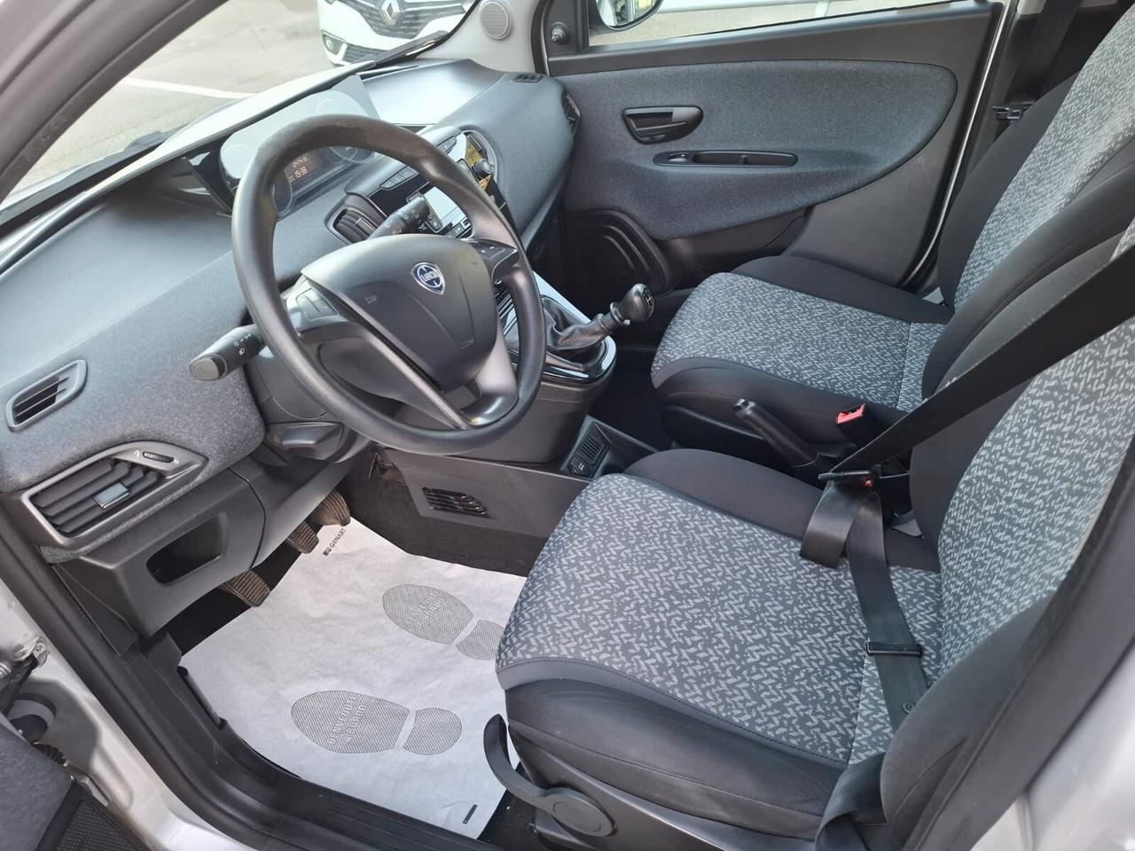 LANCIA YPSILON 1.2 BENZINA 69 CV ELEFANTINO BLU