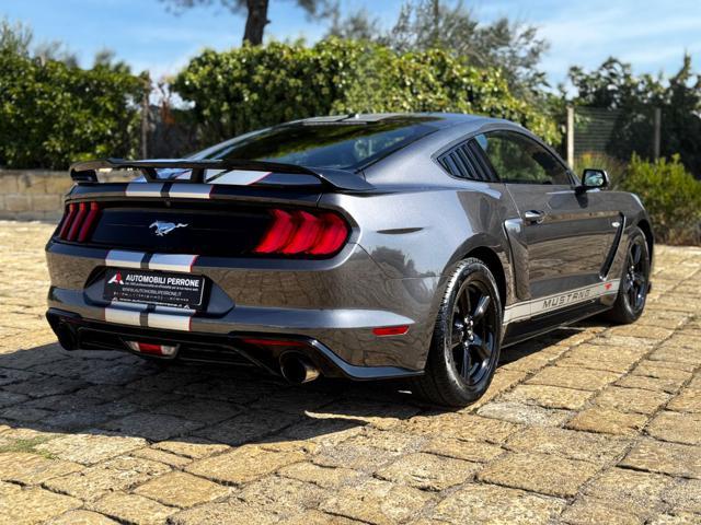 FORD Mustang Fastback 2.3 EcoBoost aut - Body Kit Shelby GT350