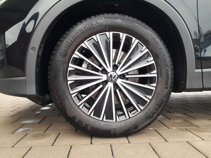 Volkswagen Tiguan 2.0 TDI 150 CV EVO SCR DSG Life Nuovo Modello Led 18" Cockpit