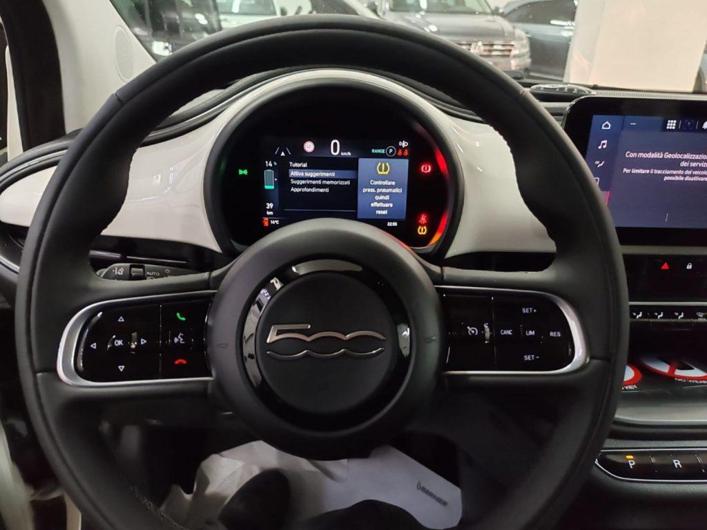 FIAT 500e Berlina 42 kWh