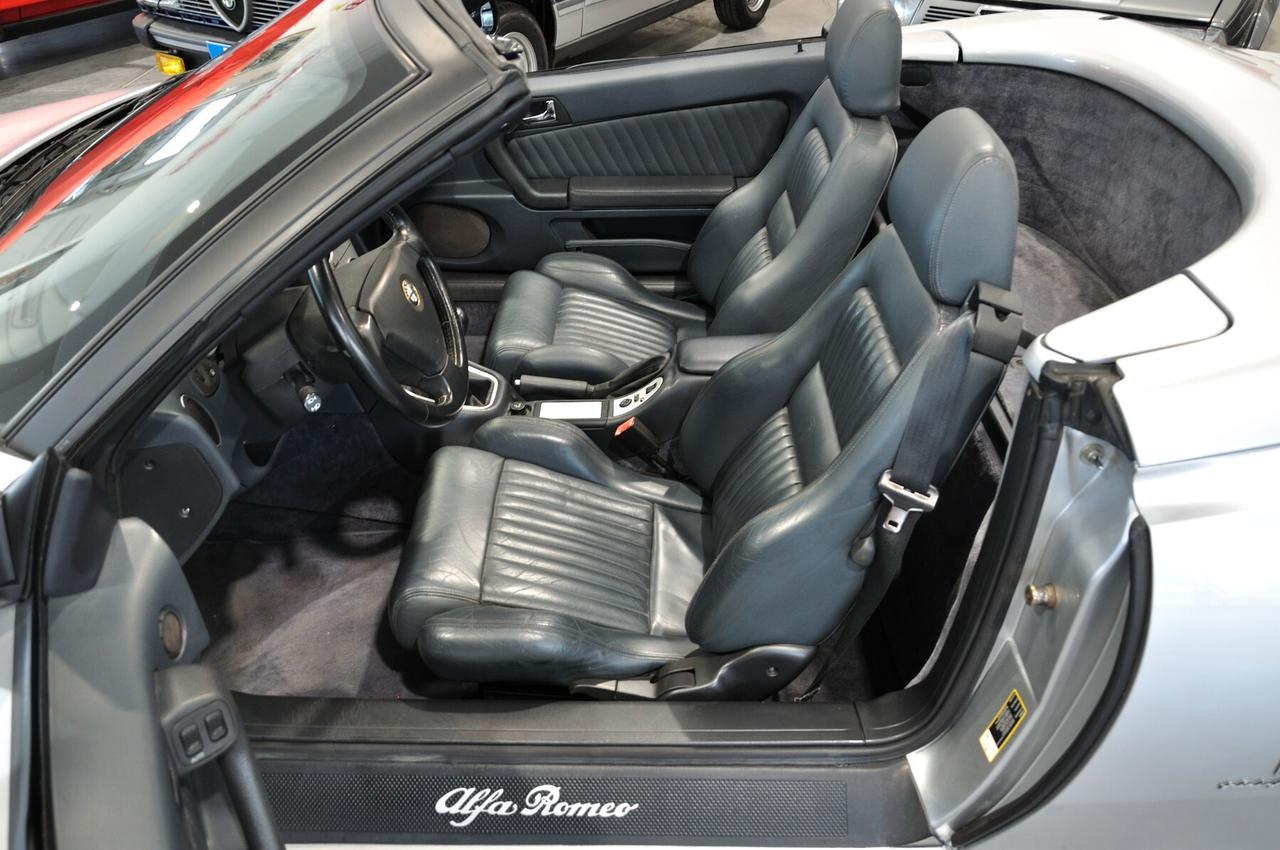 Alfa Romeo Spider 3.0i V6 24V cat L