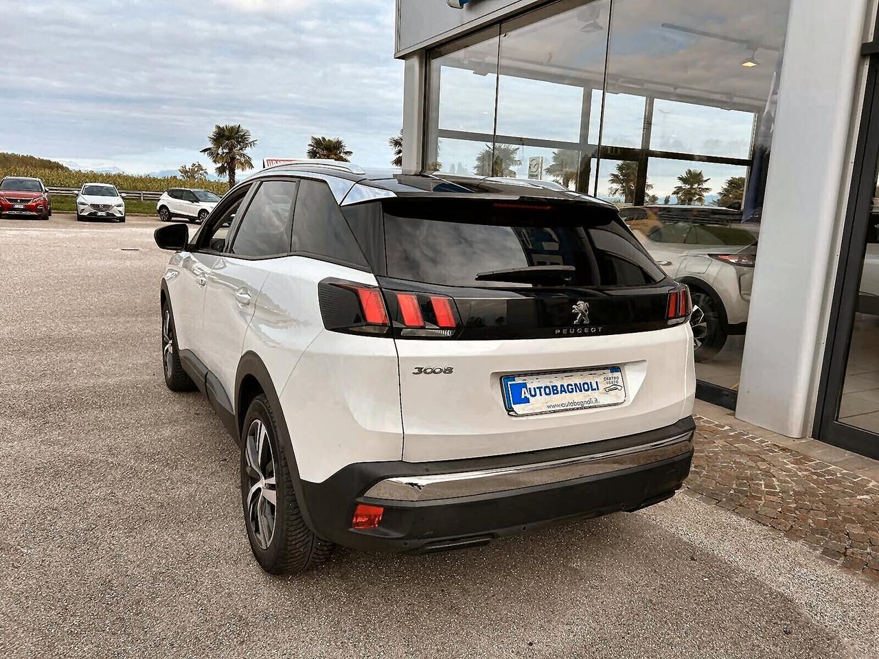 Peugeot 3008 BUSINESS BlueHDi 130 EAT8