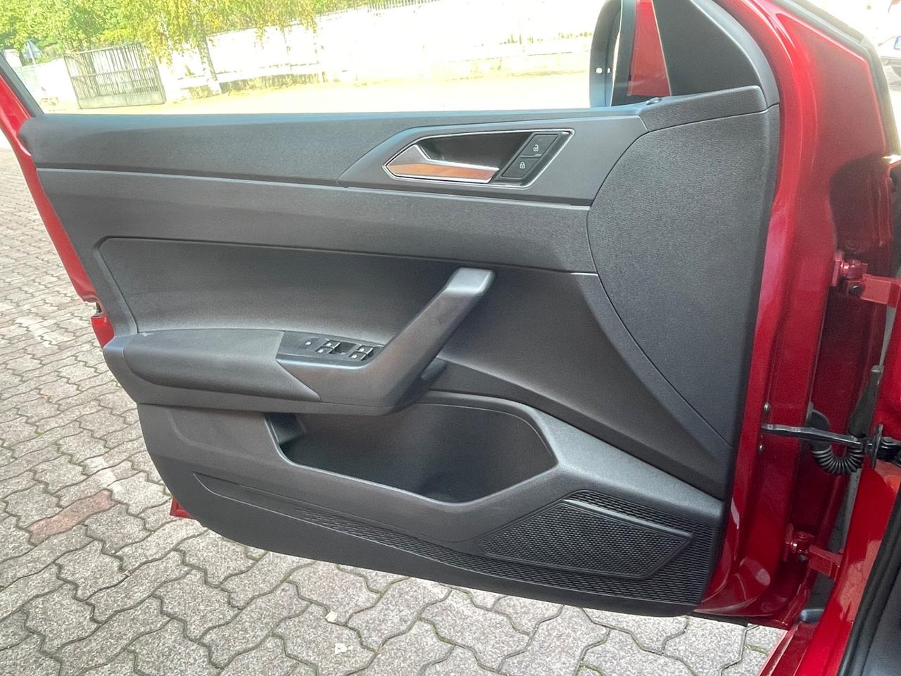 Volkswagen Taigo 1.0 TSI 115 CV R-Line Led Telec. Keyless