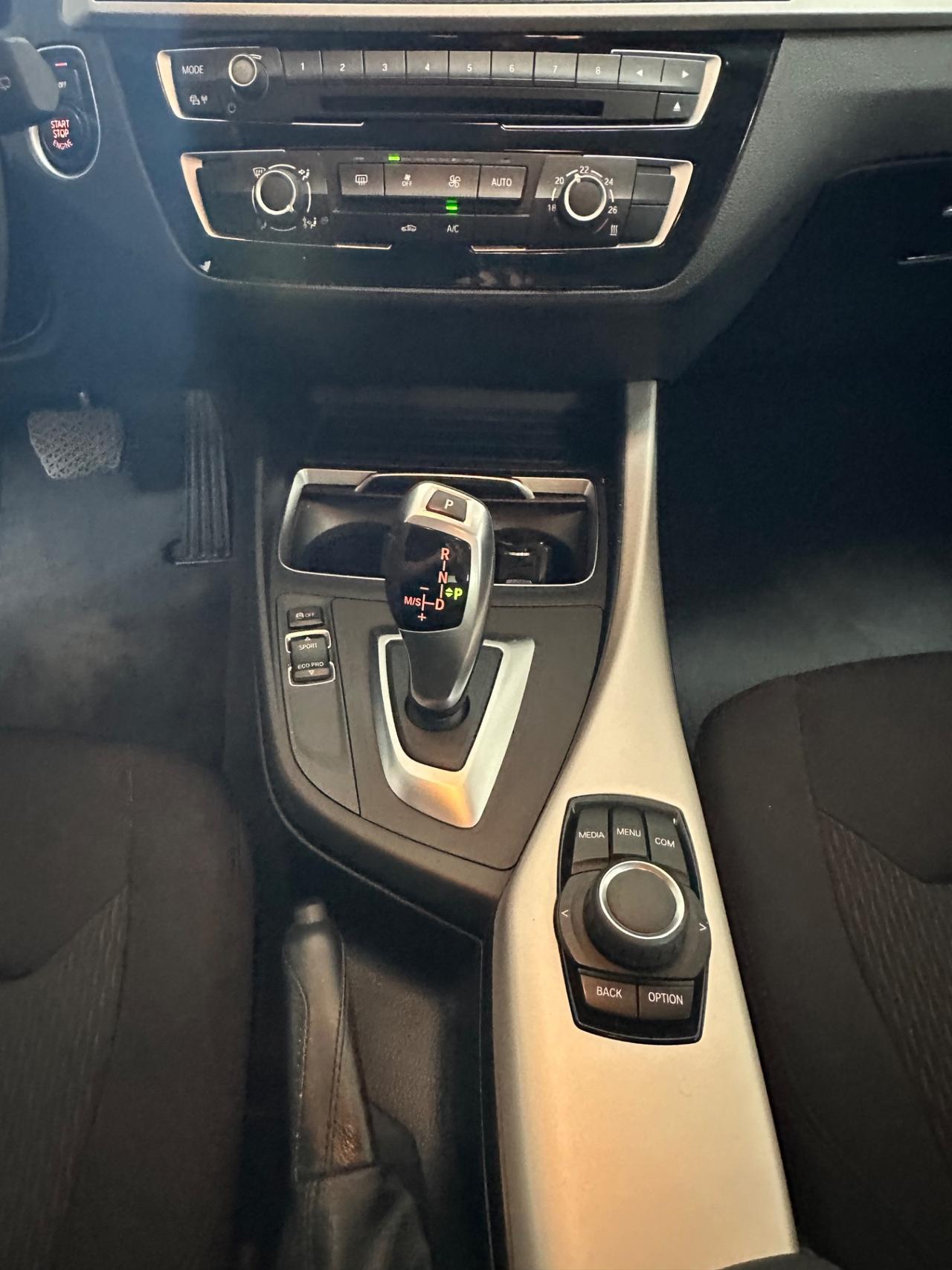 Bmw 118d 5p Advantage 2.0 150cv automatica