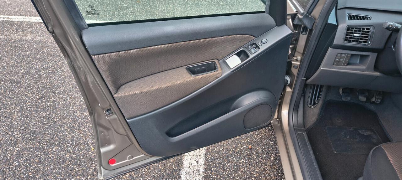 Fiat Idea 1.4 BlackEnergy