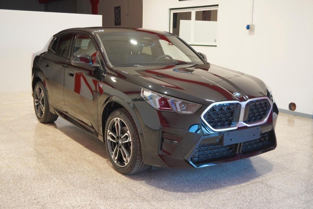BMW X2 NEW 18D 150CV STEPTRONIC 48V S-DRIVE MSPORT ( FARI LED ADATTIVI - TETTO PANORAMICO - CURVED DISPLAY - AMBIENT LIGHTS - PELLE - CRUISE - NAVI - MIRROR - PARK ASSISTANT - TELECAMERA POST. - CERCHI 19 )