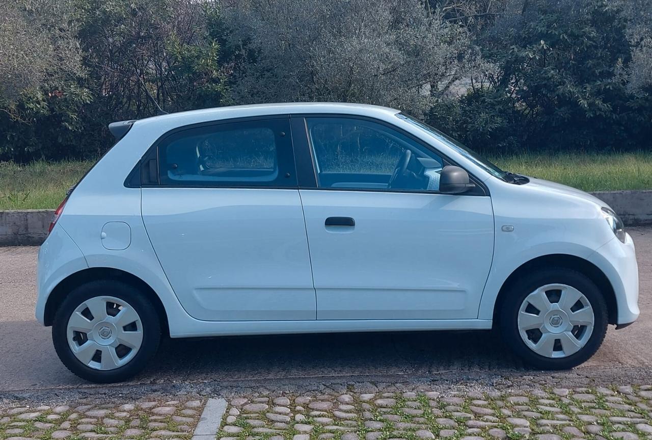 Renault Twingo SCe LIMITED 69CV PREZZO REALE-