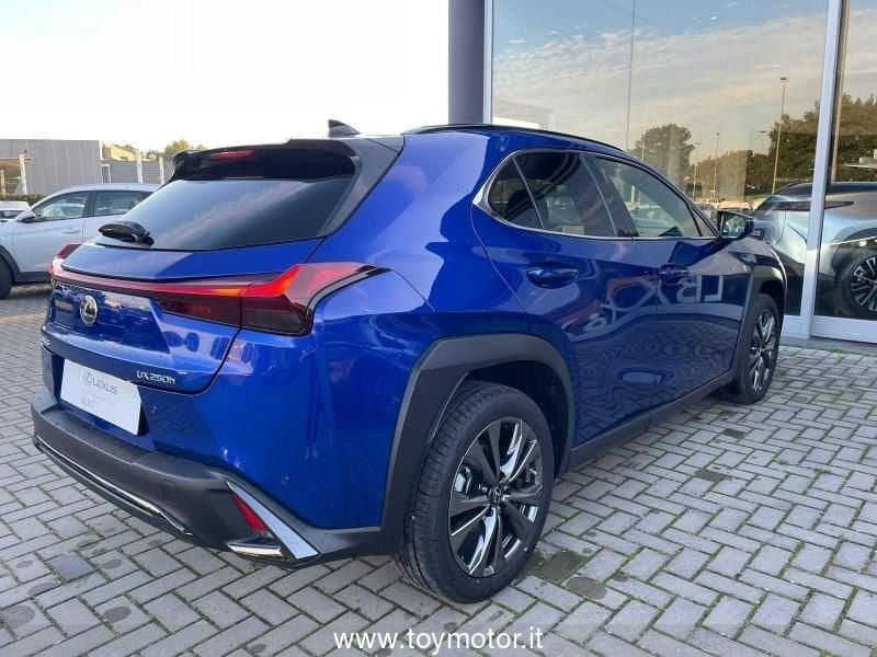 Lexus UX Hybrid Design