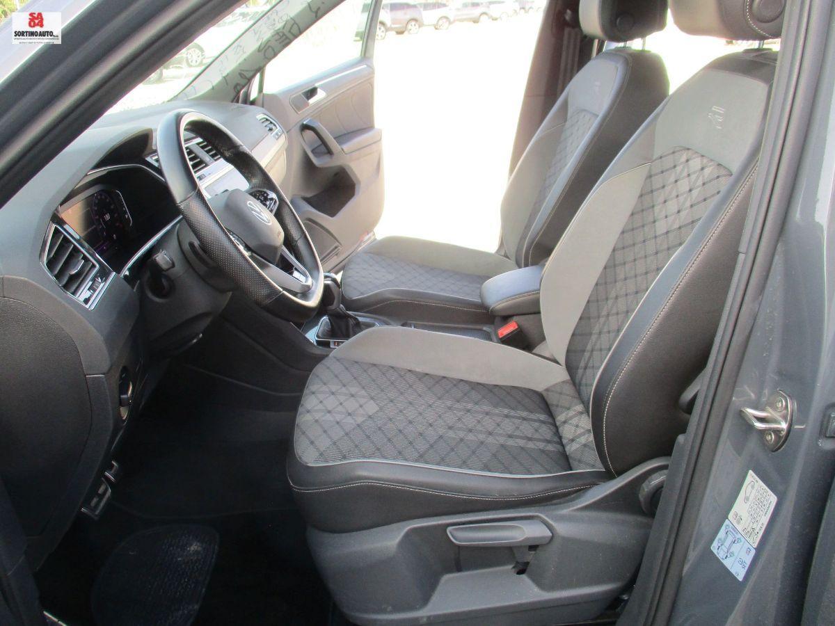 VW Tiguan 2.0 TDI DSG R-LINE 150cv 2022 STRAFULL