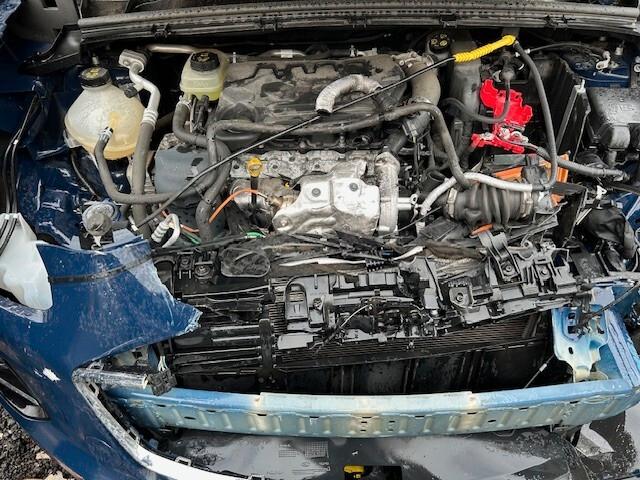 Ford Puma incidentata sinistrata 2022 Titanium X