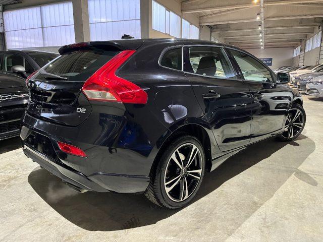 VOLVO V40 D2 2.0d 120cv Business KM CERTI./UNICO PROP./EURO6