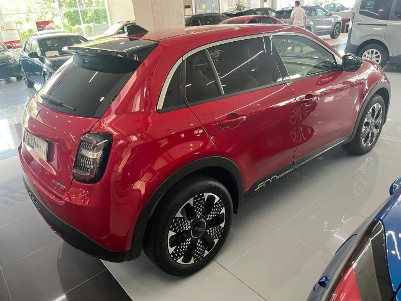 FIAT 600 Hybrid 100 CV DCT MHEV La Prima