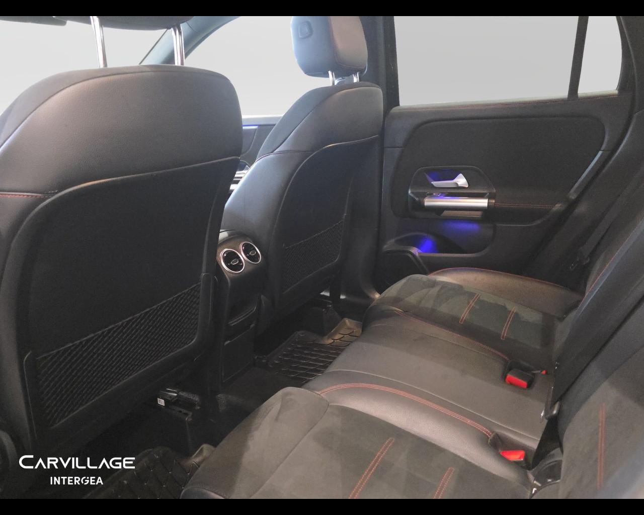 Mercedes-Benz GLA 180 Premium auto