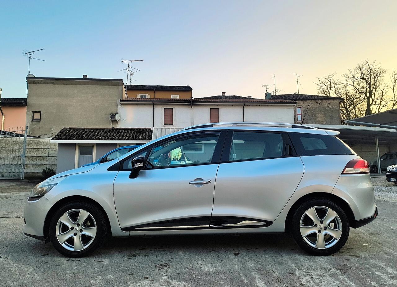 Renault Clio Sporter 1.5 dCi 8V 75CV Costume National