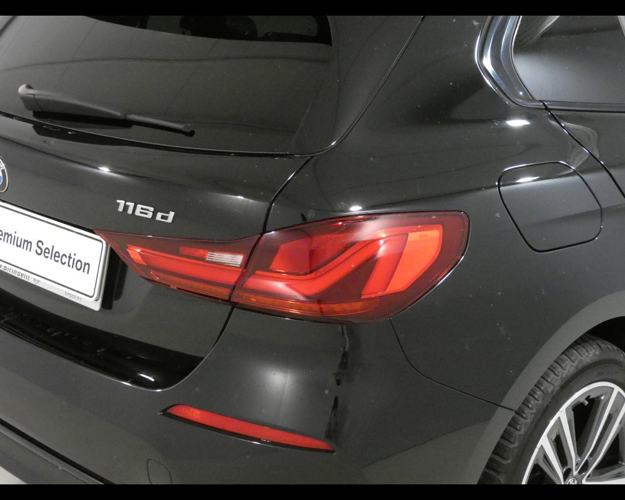 BMW Serie 1 (F40) - 116d 5p. Sport