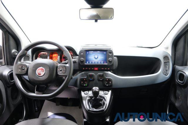 FIAT Panda 1.0 FIREFLY S&S HYBRID GARMIN NEOPATENTATI
