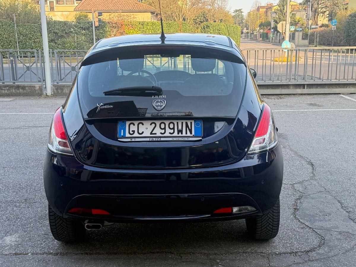 LANCIA - Ypsilon - 1.2 69 CV 5p. GPL Ecochic Gold