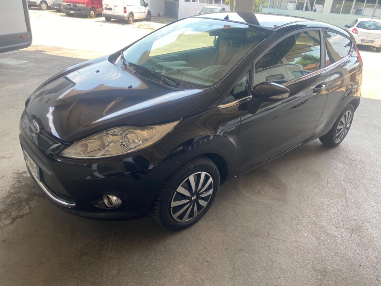 Ford Fiesta 1.4 TDCi 3p. Ghia
