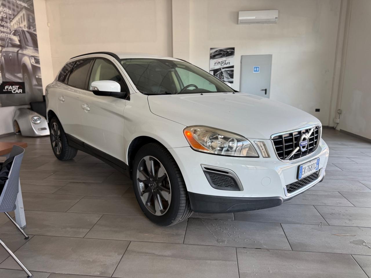 Volvo XC60 D4 Summum