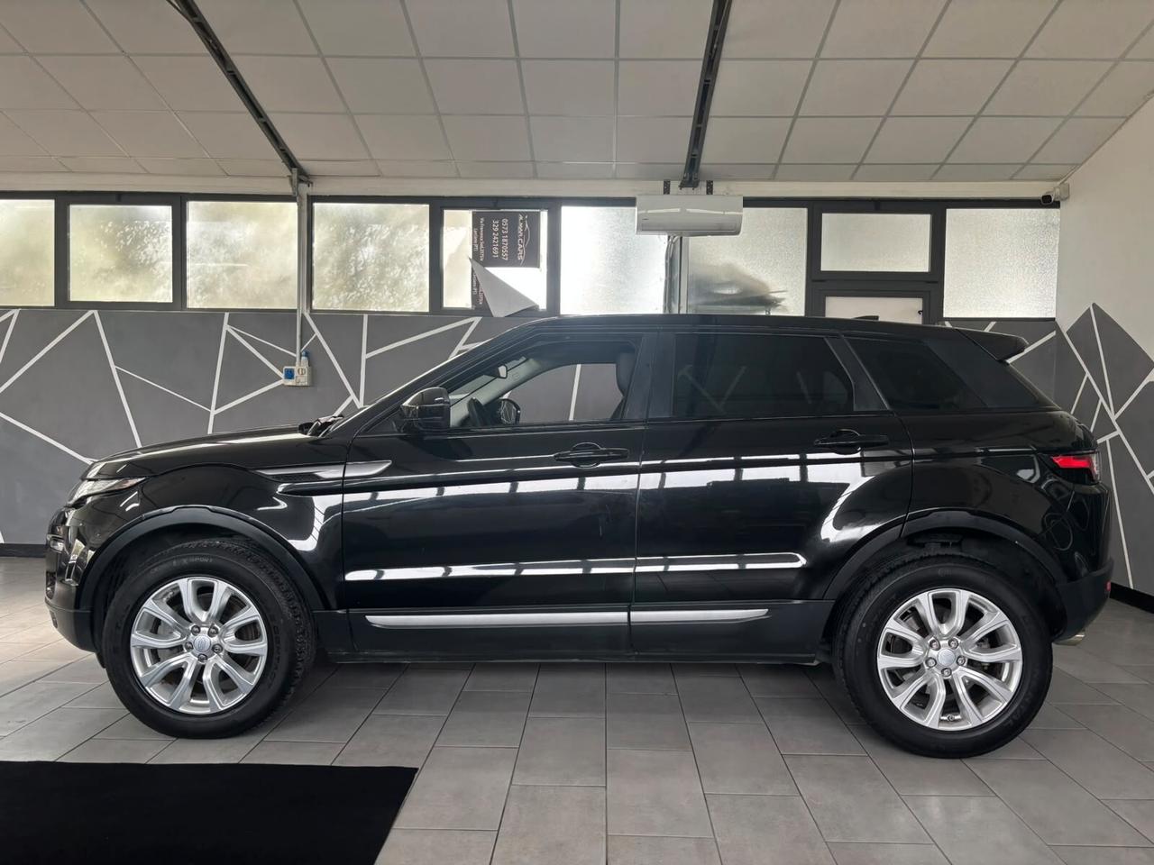 Land Rover Range Evoque 2.0 TD4 150 CV 5p. Business Edition Pure