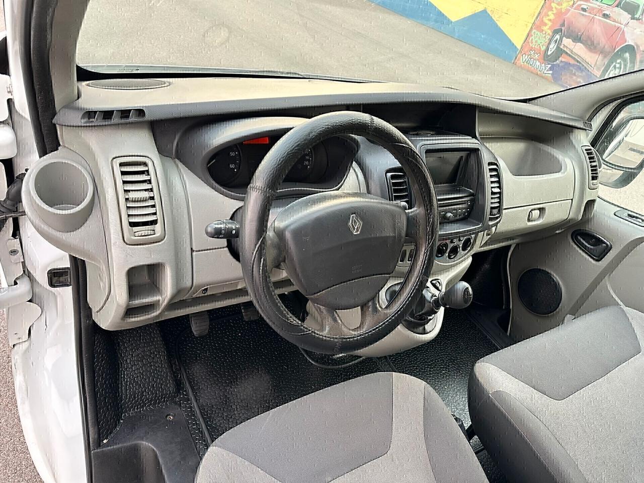 RENAULT TRAFIC ANNO 2012 EURO5B SUPER PREZZO!