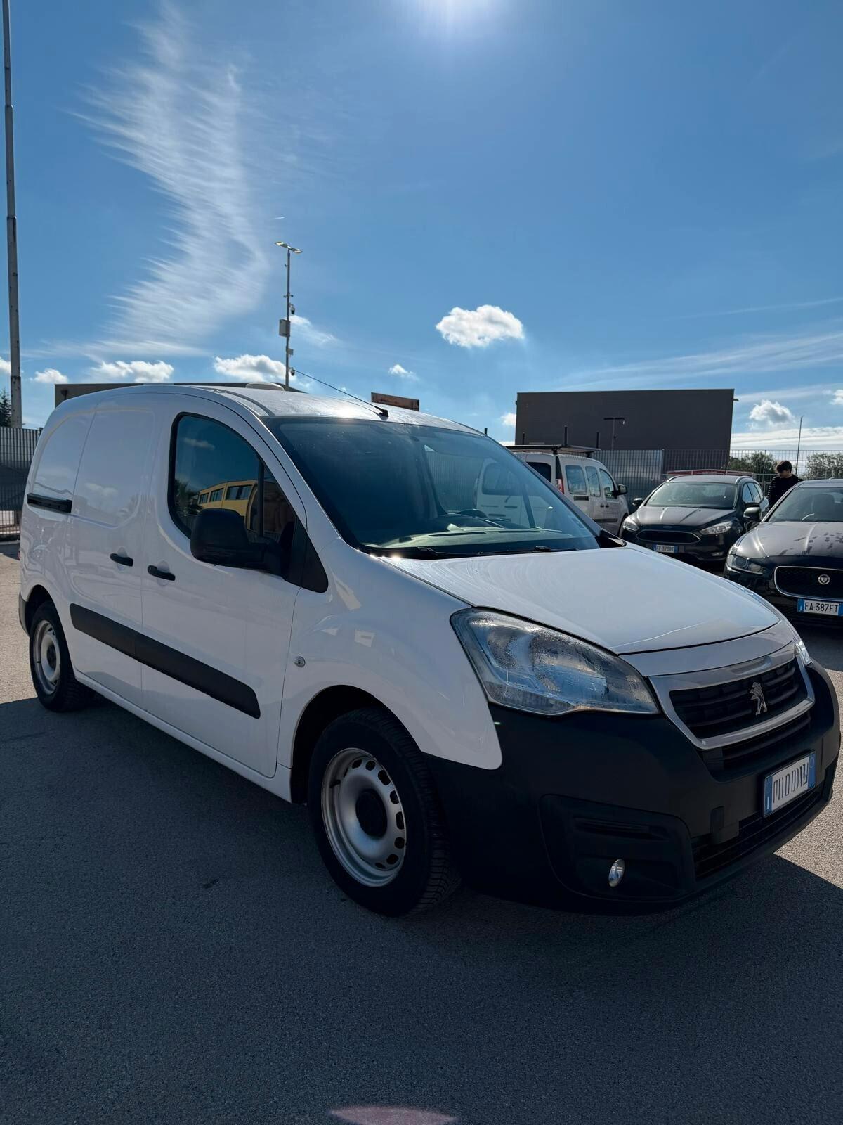 Peugeot Partner BlueHDi 75 L1 Furgone Pro