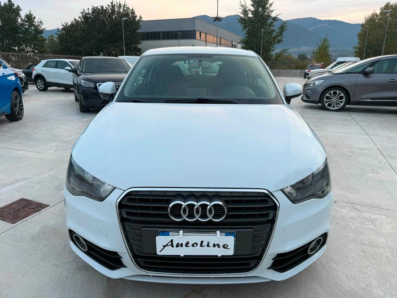 Audi A1 1.6 TDI 90CV -3 PORTE-