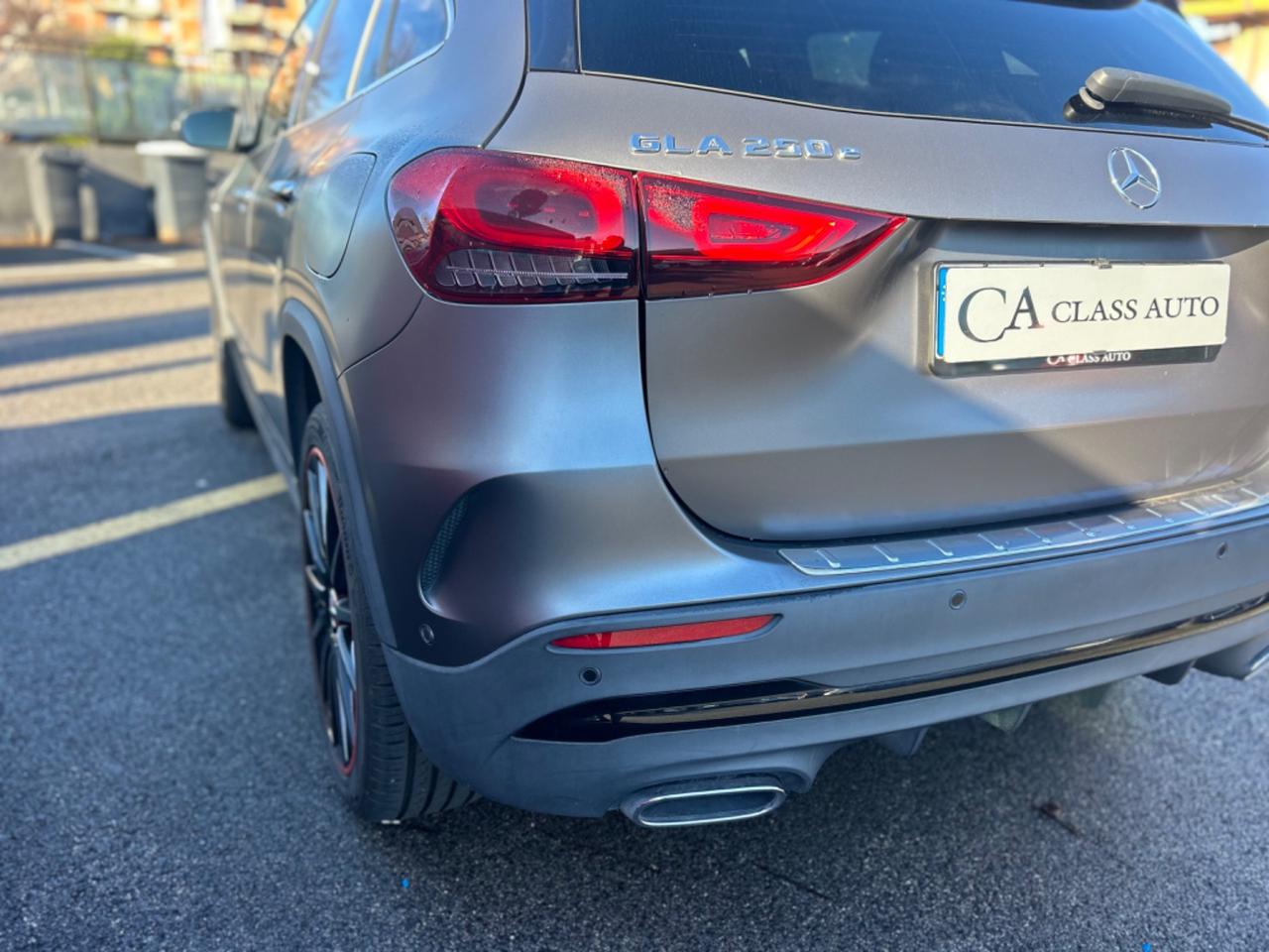 Mercedes-benz GLA 250 e hybrid EQ Premium Edition 1